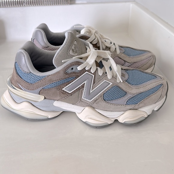 New Balance 9060 "sneakers Limited Edition Quartz Gr/ Team Cream - Picture 5 of 16